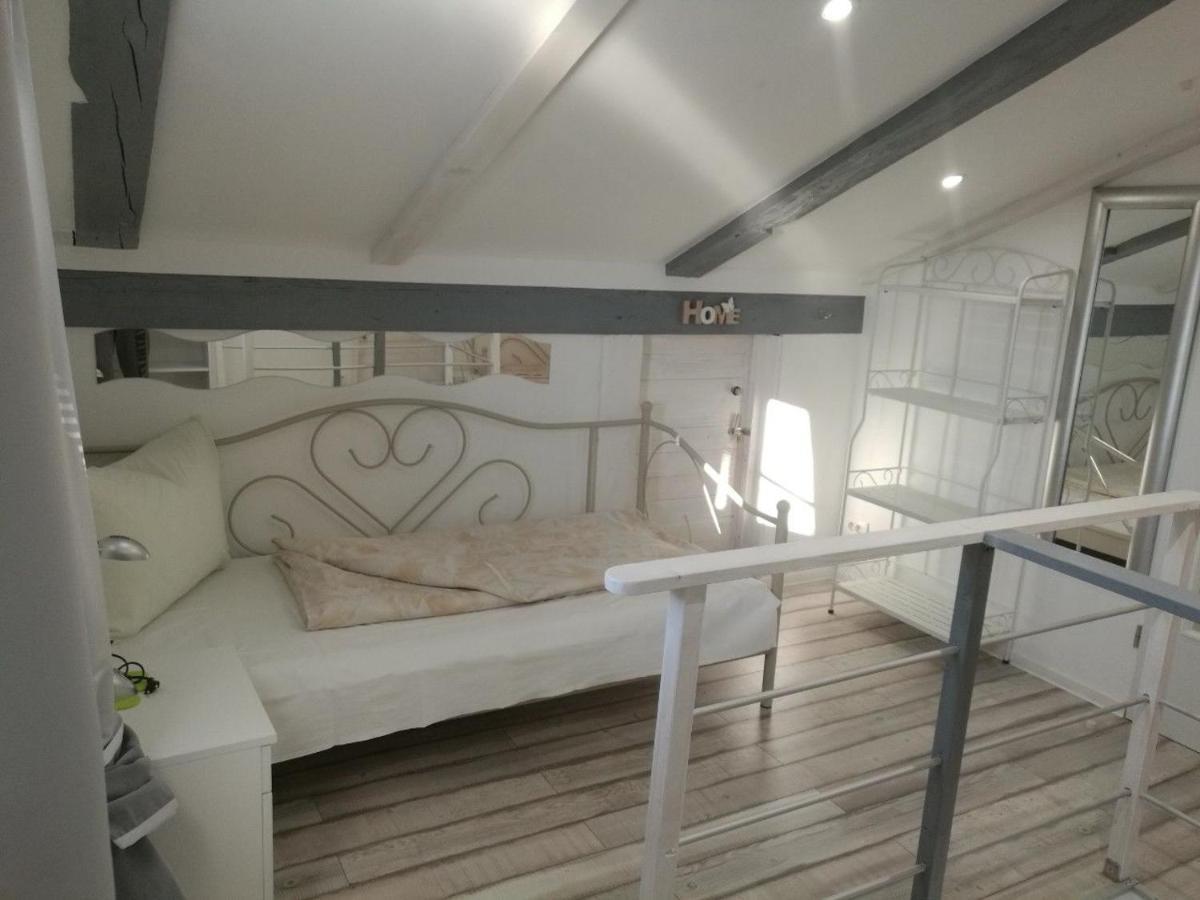 Apartments Lavarin Нови-Винодолски Экстерьер фото