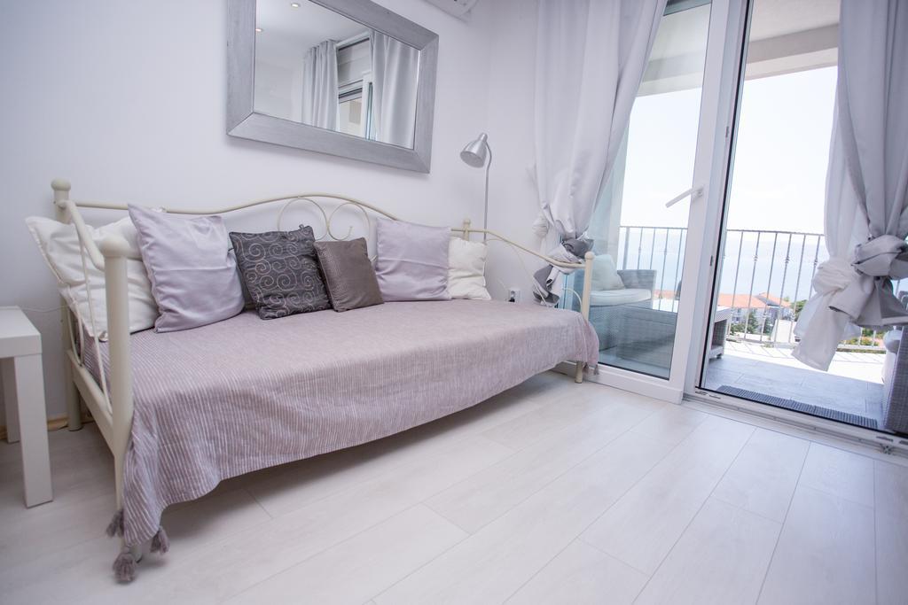 Apartments Lavarin Нови-Винодолски Экстерьер фото