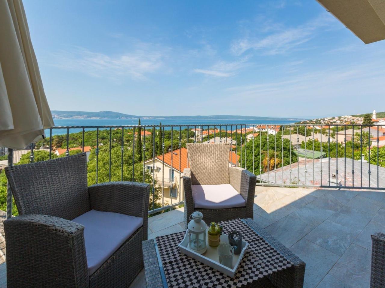 Apartments Lavarin Нови-Винодолски Экстерьер фото