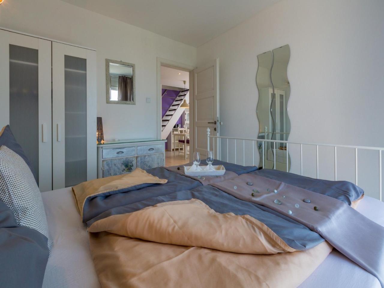 Apartments Lavarin Нови-Винодолски Экстерьер фото