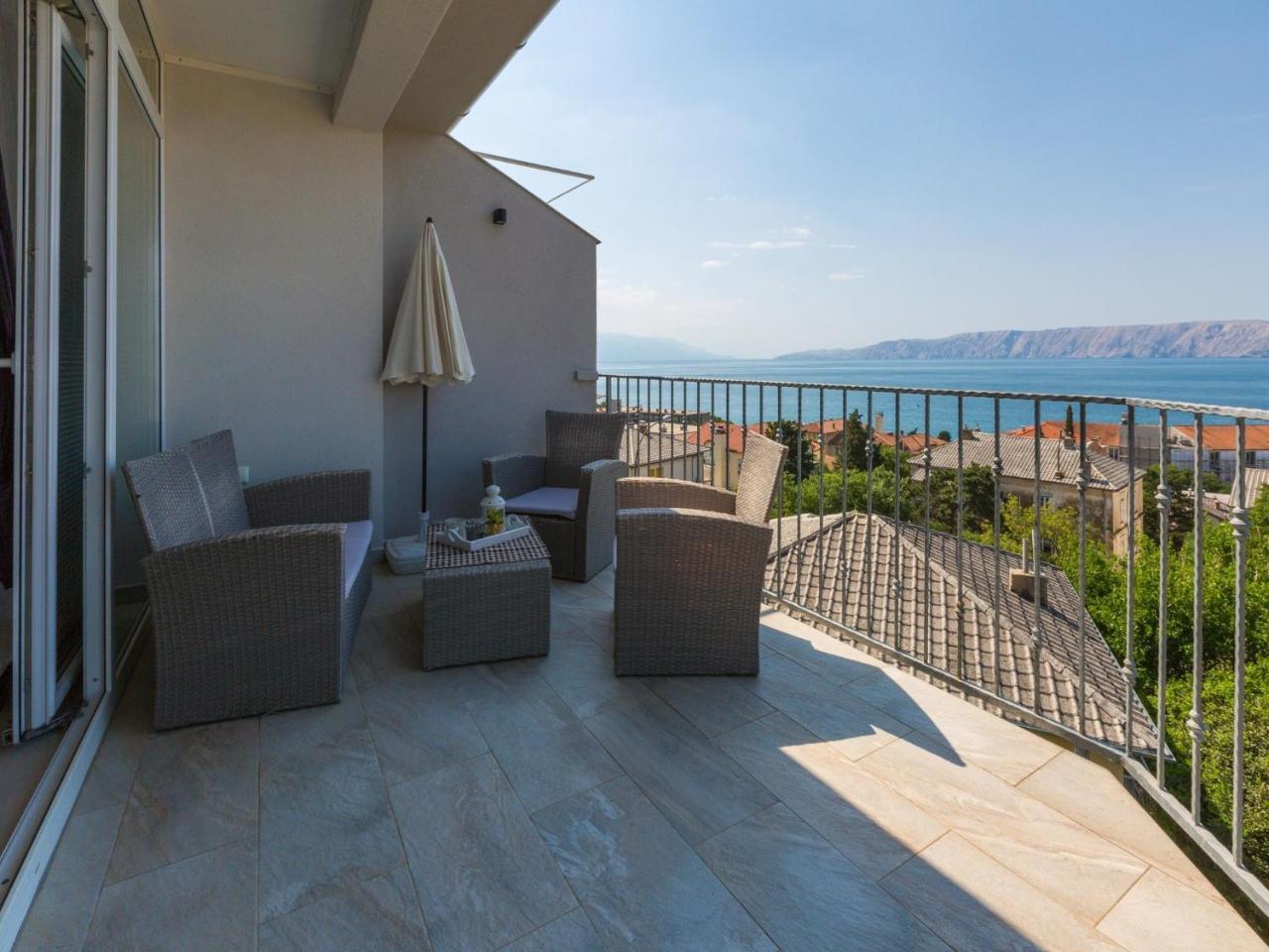 Apartments Lavarin Нови-Винодолски Экстерьер фото