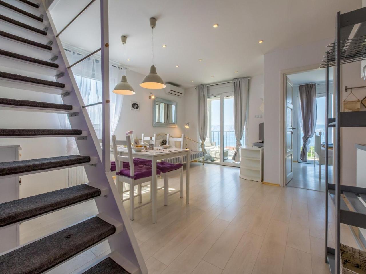 Apartments Lavarin Нови-Винодолски Экстерьер фото