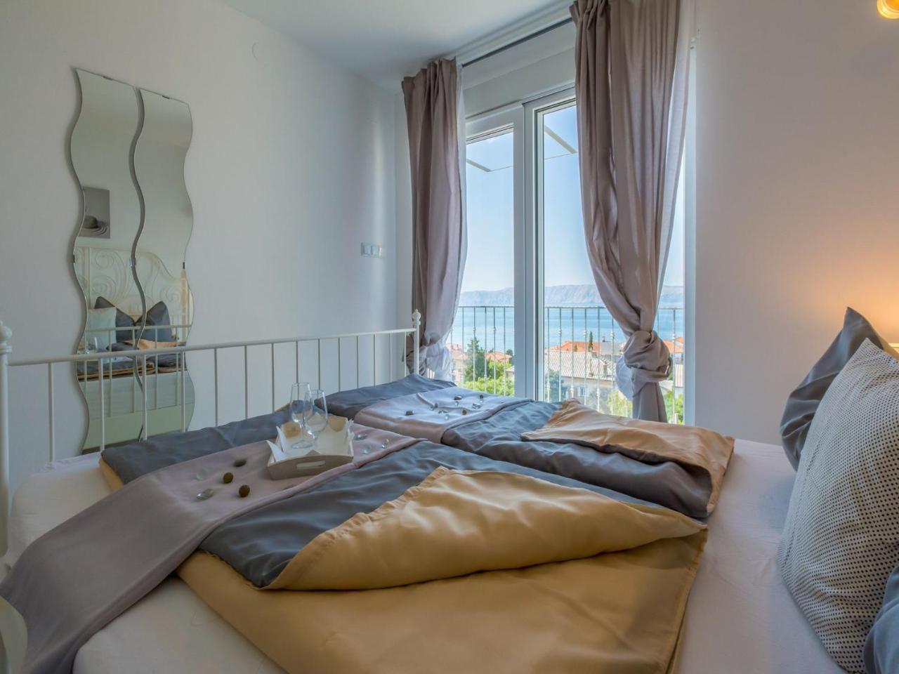 Apartments Lavarin Нови-Винодолски Экстерьер фото