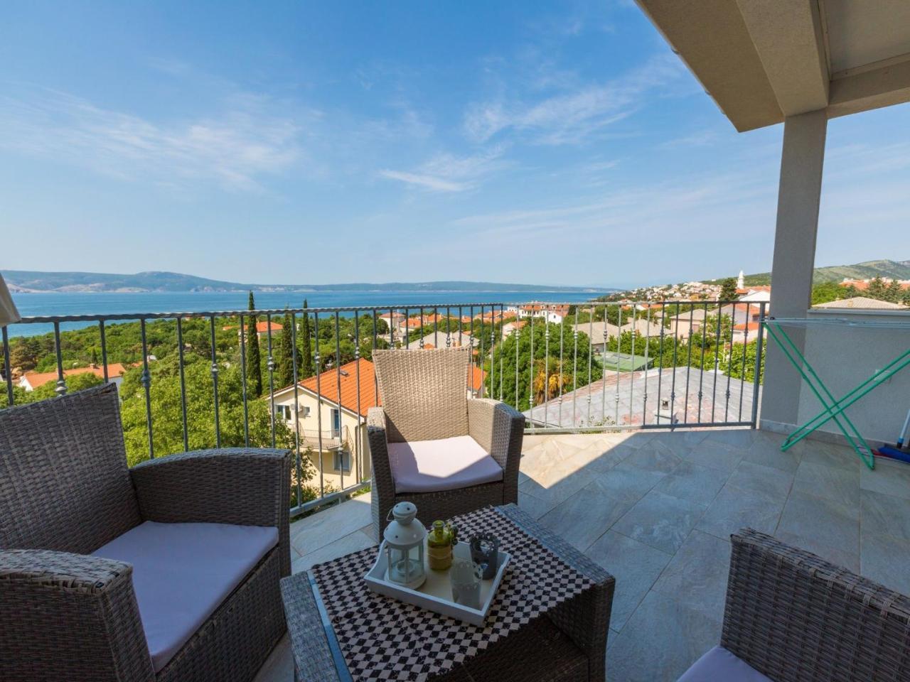 Apartments Lavarin Нови-Винодолски Экстерьер фото